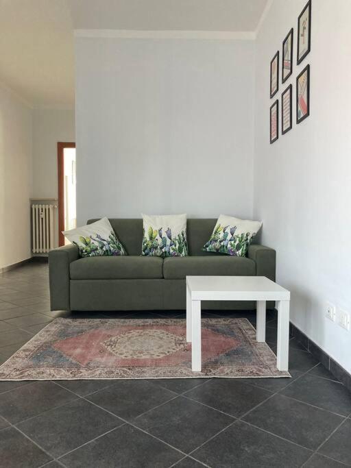 Appartamento Borgo Rane Alba (Piedmont) Exterior foto